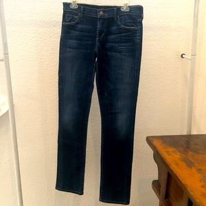 Citizens of Humanity Ava Low Rise Straight Leg Medium Wash. Size 29